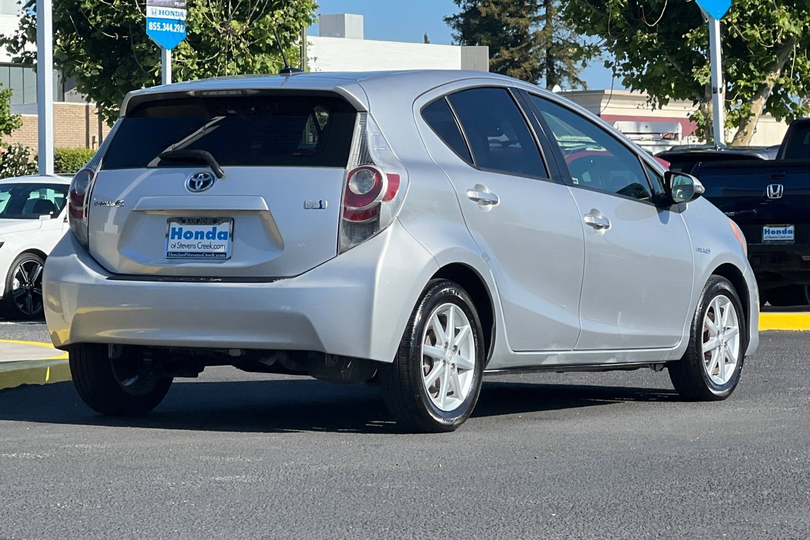 Used 2012 Toyota Prius C Four FWD image 8