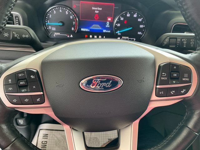 Used 2022 Ford Explorer Limited w/ Equipment Group 301A AWD/4WD image 32