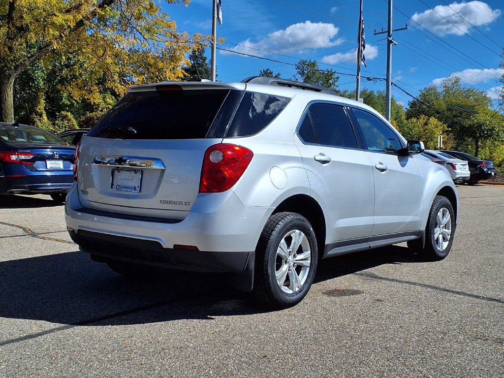 Used 2015 Chevrolet Equinox LT w/ Driver Convenience Package FWD image 4
