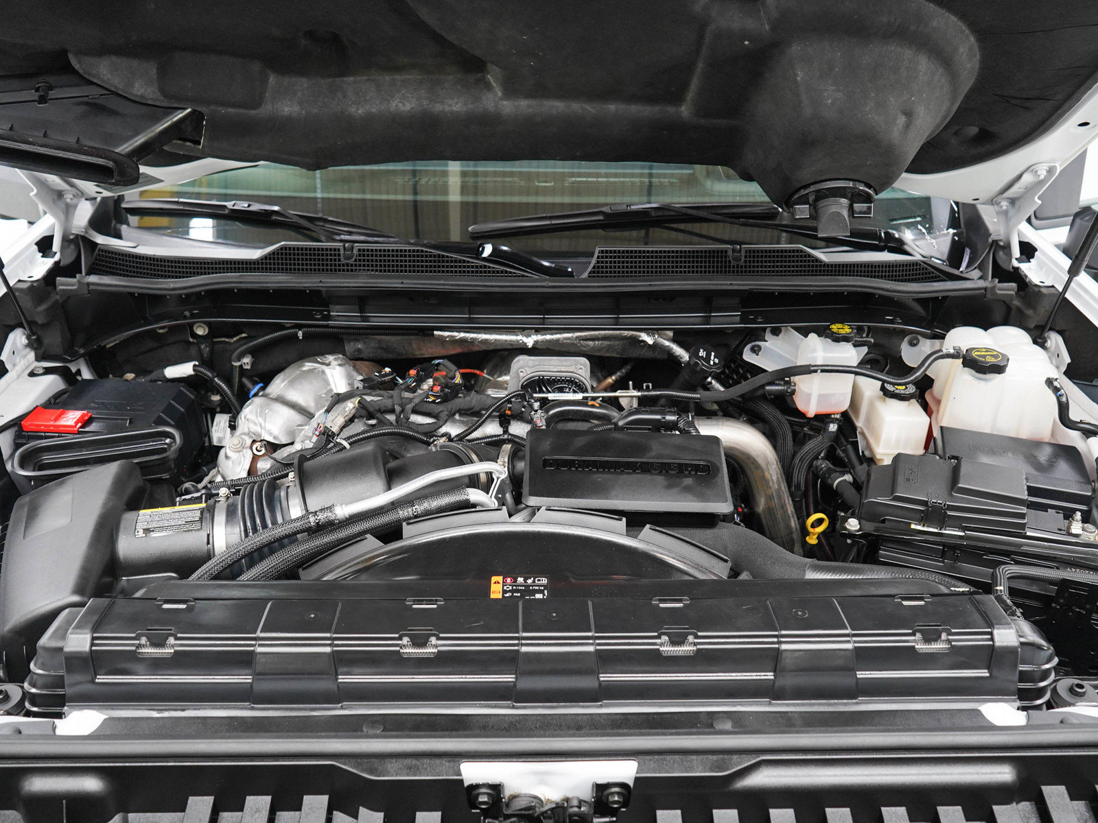 Used 2025 Chevrolet Silverado 2500 High Country w/ High Country Premium Package AWD/4WD image 34