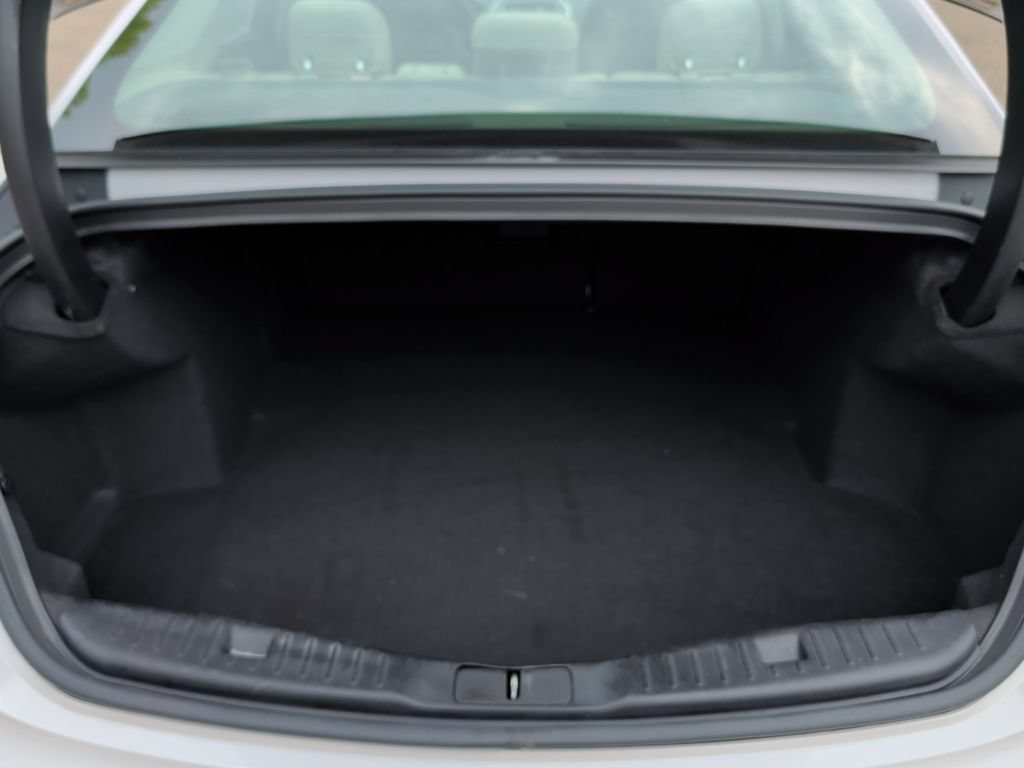 Used 2016 Lincoln MKZ w/ Equipment Group 300A Reserve FWD image 38