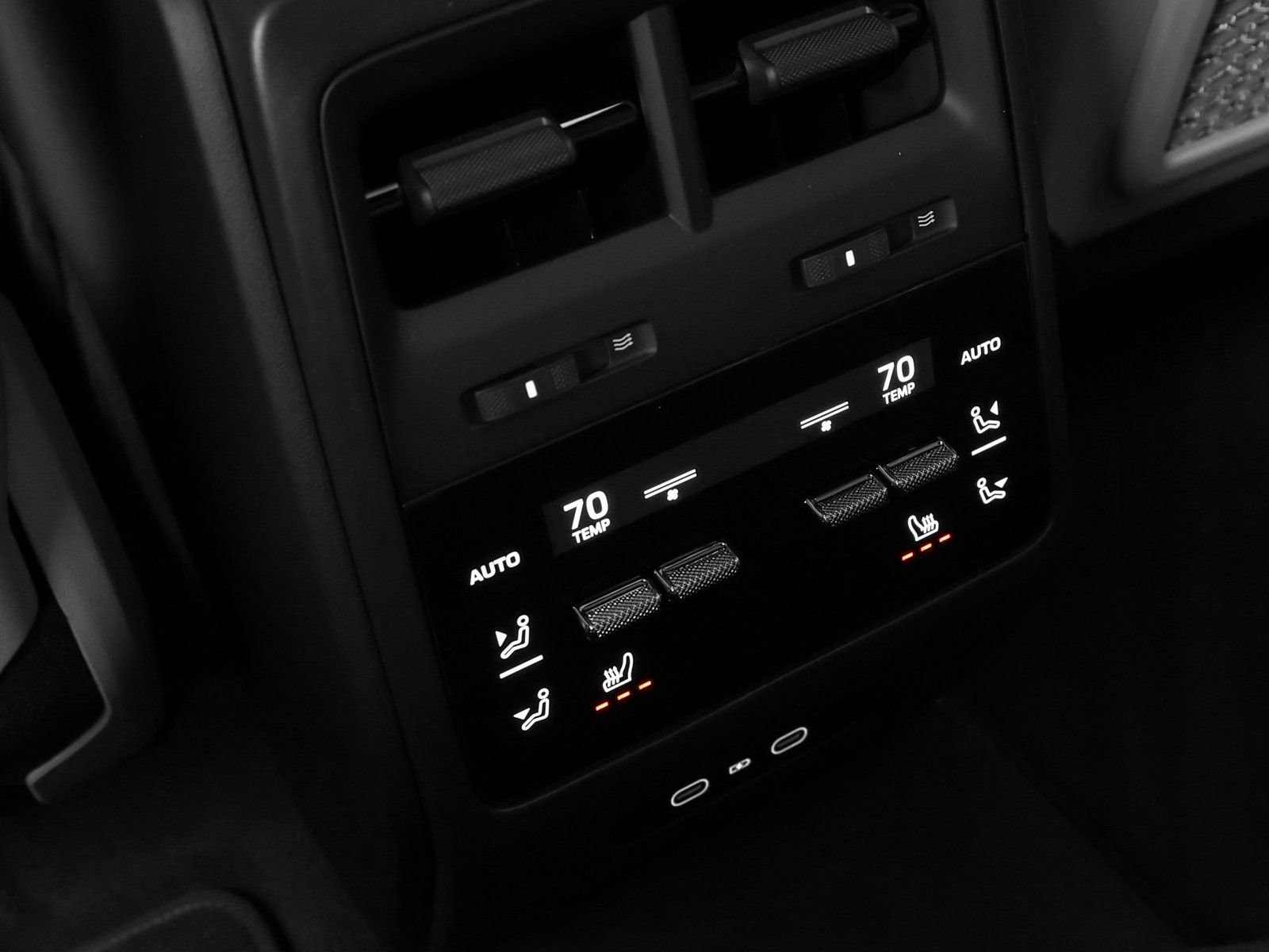 New 2025 Porsche Macan 4S Electric image 44