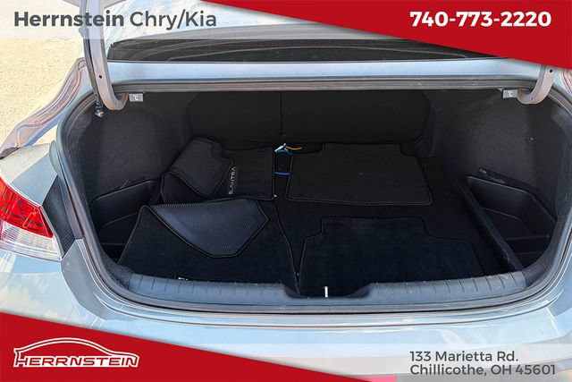 Used 2024 Hyundai Elantra SEL w/ Convenience Package FWD image 24
