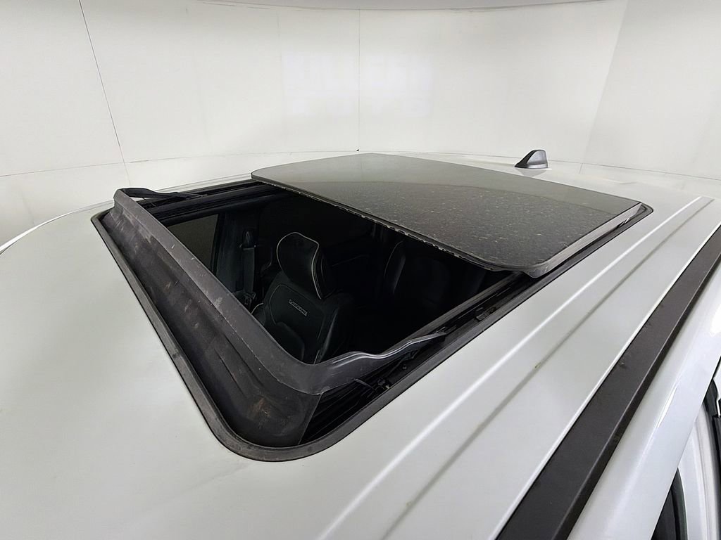 Used 2022 RAM 1500 Laramie w/ Sport Appearance Package image 16