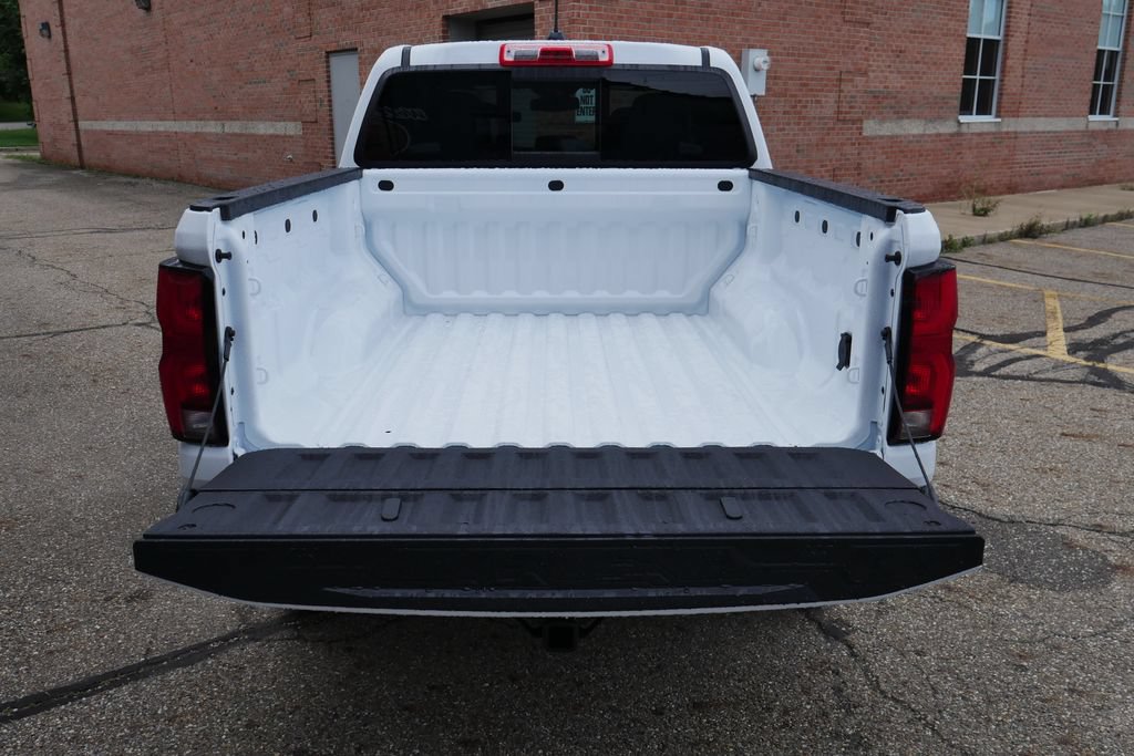 New 2026 Chevrolet Colorado Z71 w/ Technology Package AWD/4WD image 7