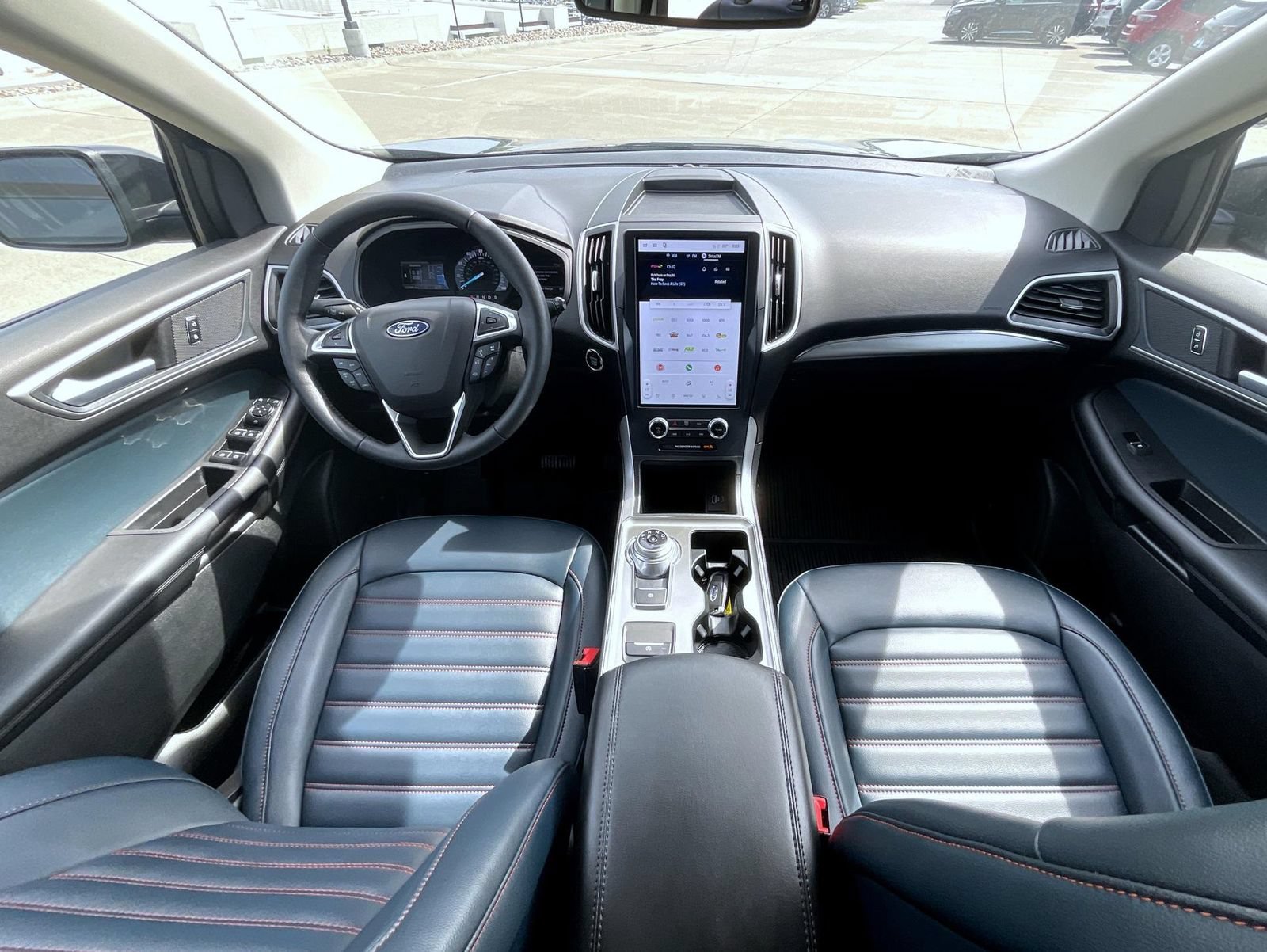 Used 2024 Ford Edge SEL w/ Sport Appearance Package AWD/4WD image 15