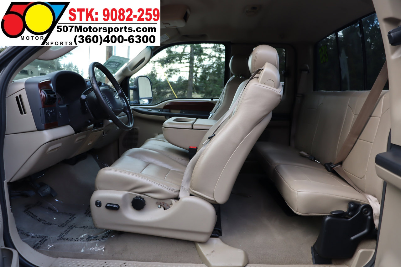 Used 2005 Ford F350 Lariat image 16