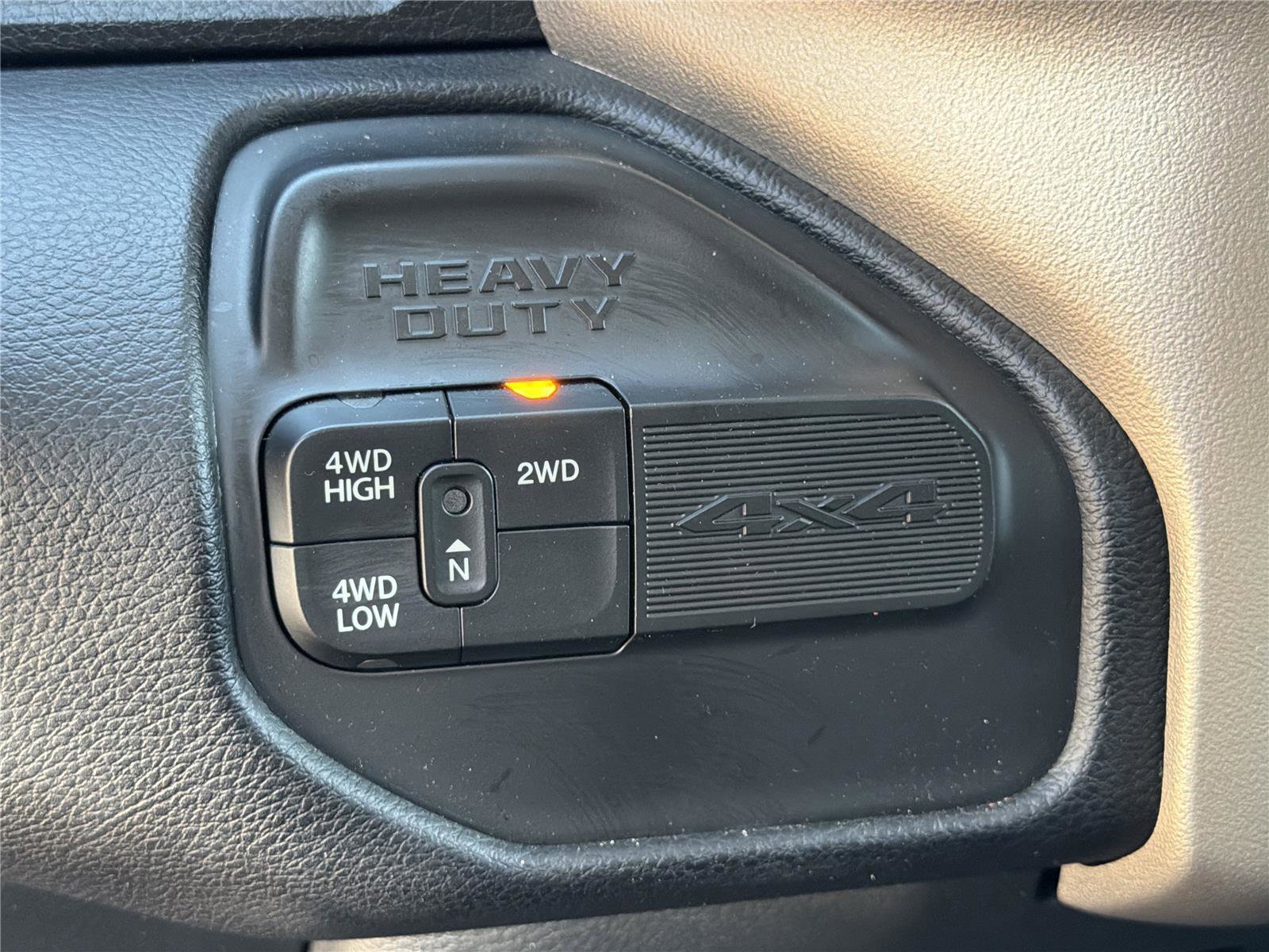 Used 2024 RAM 2500 Laramie w/ Safety Group AWD/4WD image 31