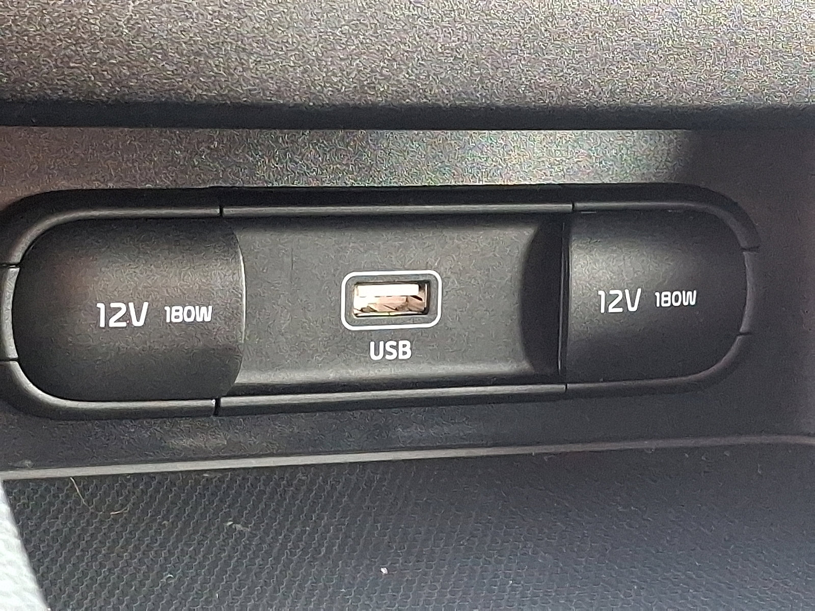 Certified 2023 Kia Forte LXS w/ LXS Technology Package image 22