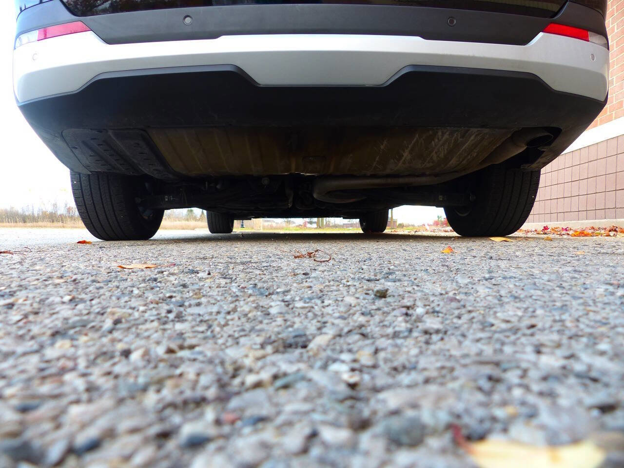 Used 2025 Kia Carnival EX image 9