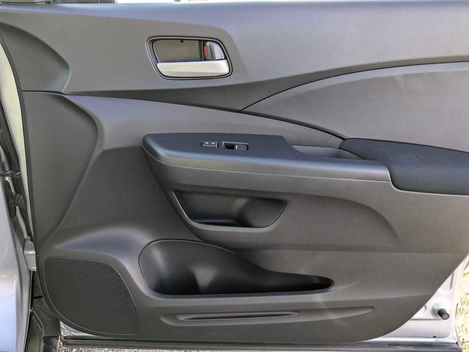 Used 2016 Honda CR-V LX image 24