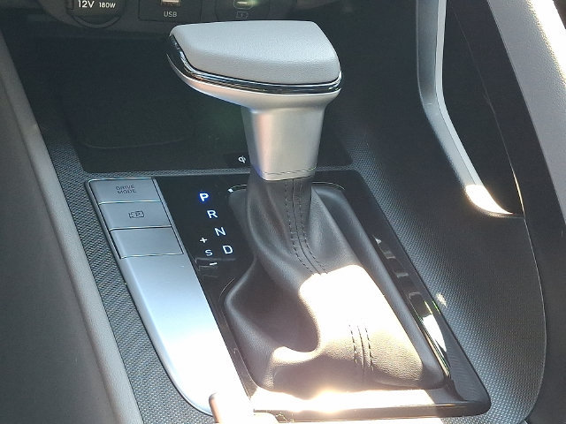 Certified 2026 Hyundai Elantra Sport FWD image 14