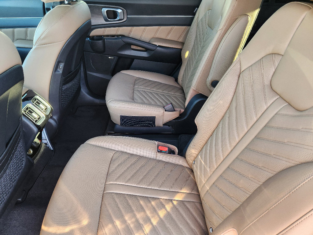 New 2026 Kia Sorento SX Prestige w/ Olive Brown Leather Package image 21