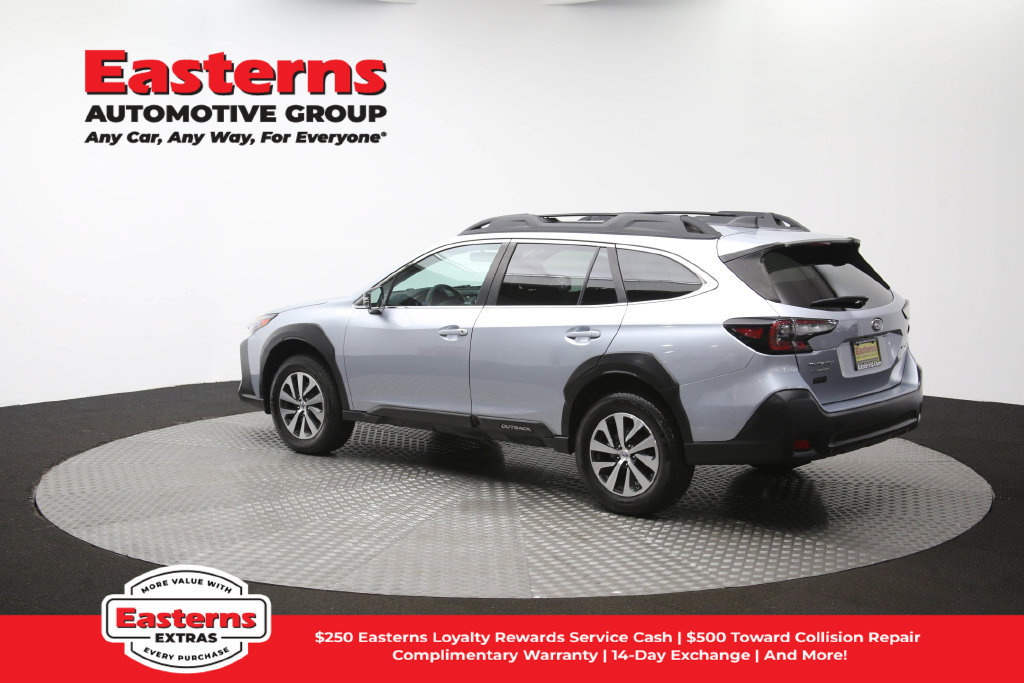 Used 2023 Subaru Outback Premium AWD/4WD image 64