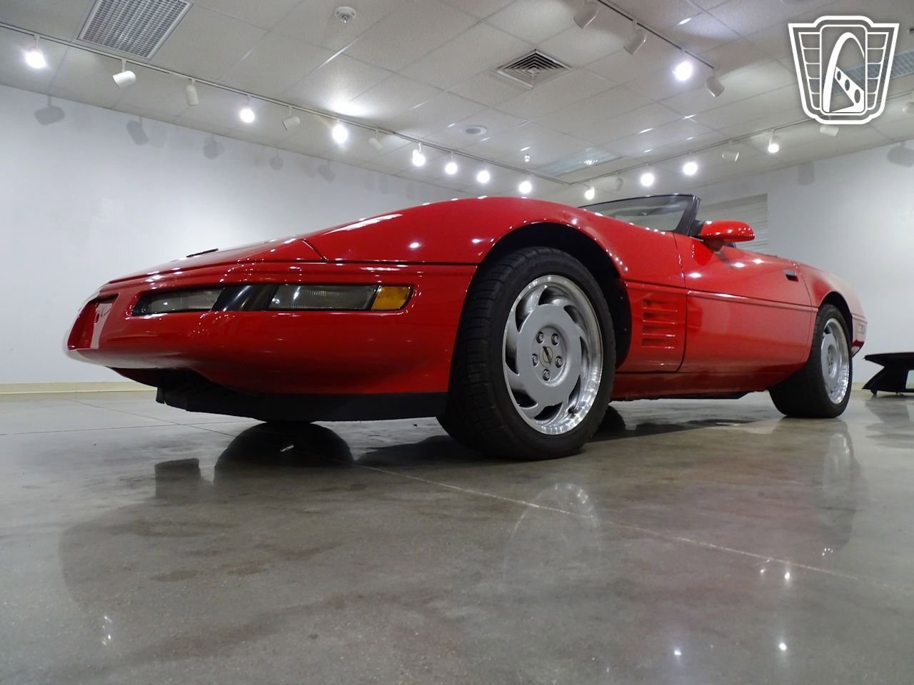 Used 1992 Chevrolet Corvette Convertible RWD image 5
