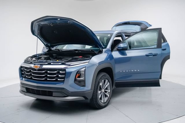 Used 2026 Chevrolet Equinox LT AWD/4WD image 18