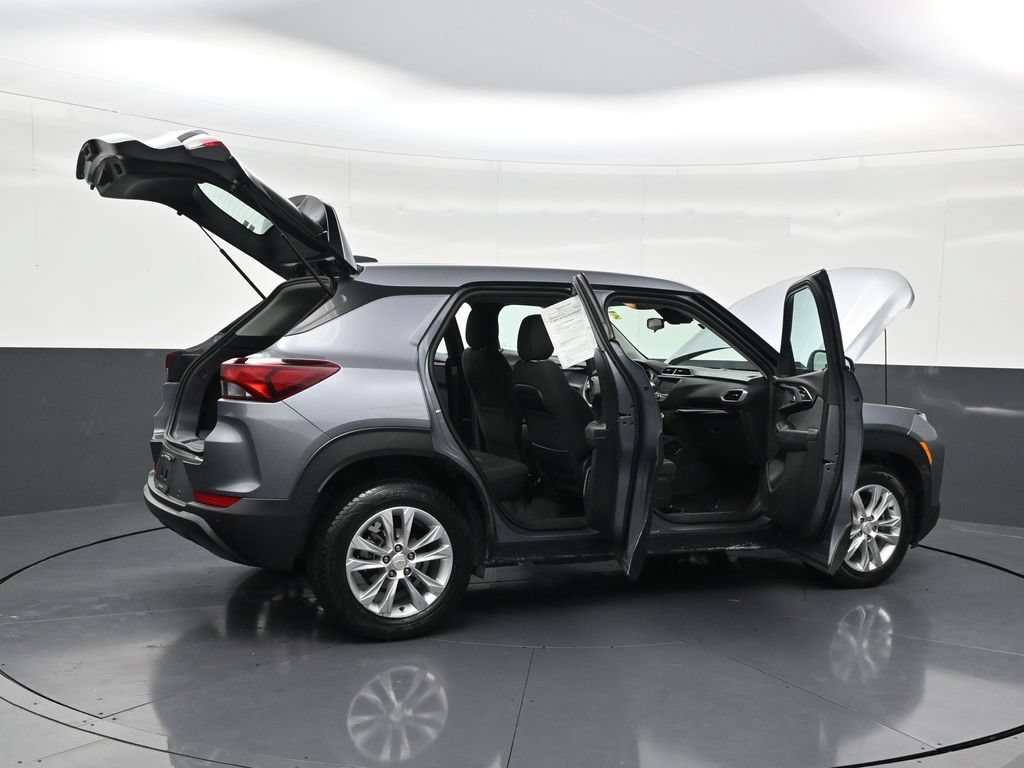 Used 2022 Chevrolet TrailBlazer LS FWD image 32