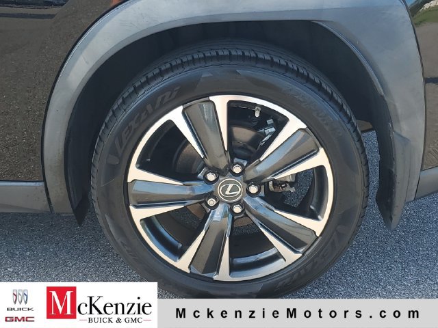 Used 2021 Lexus UX 200 w/ Accessory Package (A2) FWD image 31