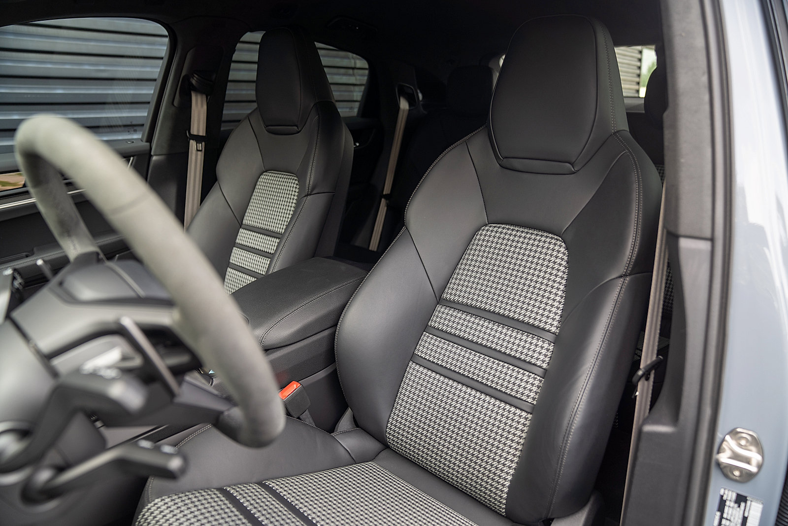 Used 2026 Porsche Cayenne S AWD/4WD image 5
