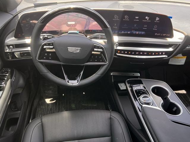 New 2026 Cadillac Lyriq Premium Sport w/ LPO, ONYX Package AWD/4WD image 11