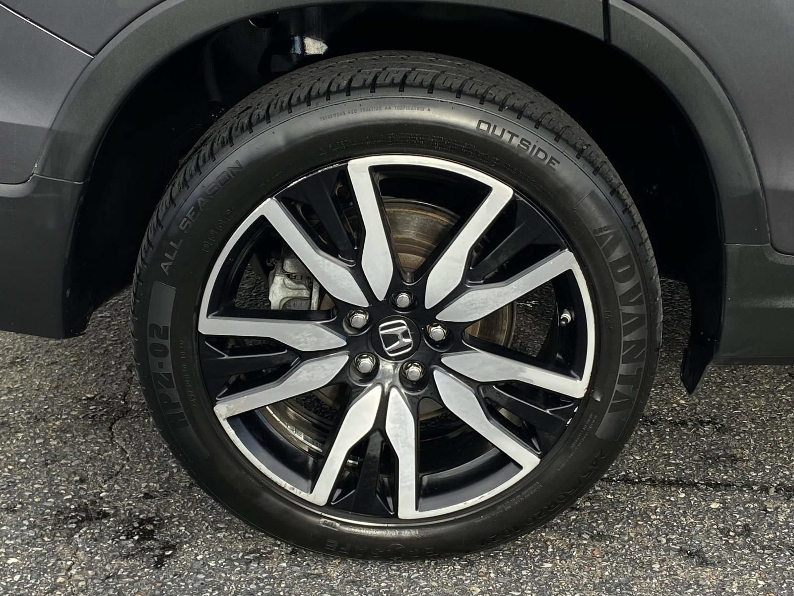 Used 2019 Honda Pilot Elite image 8