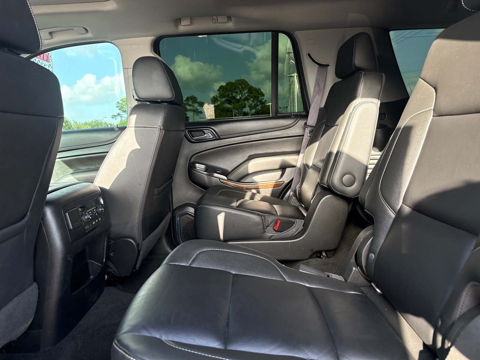 Used 2017 Chevrolet Tahoe LT AWD/4WD image 12
