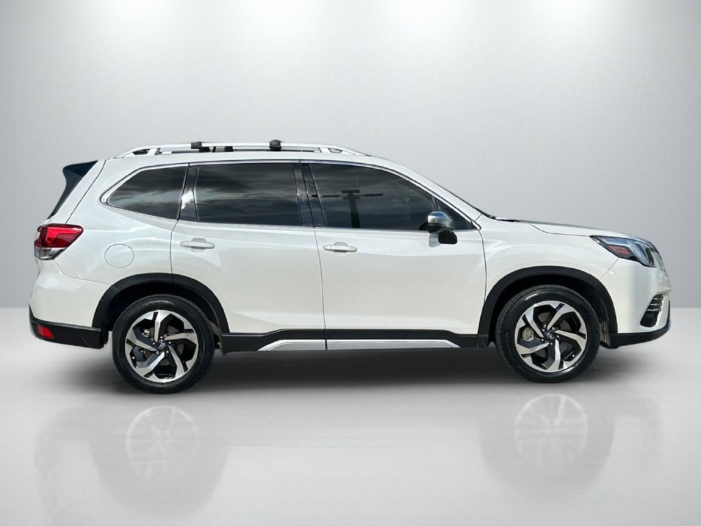 Used 2024 Subaru Forester Touring w/ POP Package 3 AWD/4WD image 4