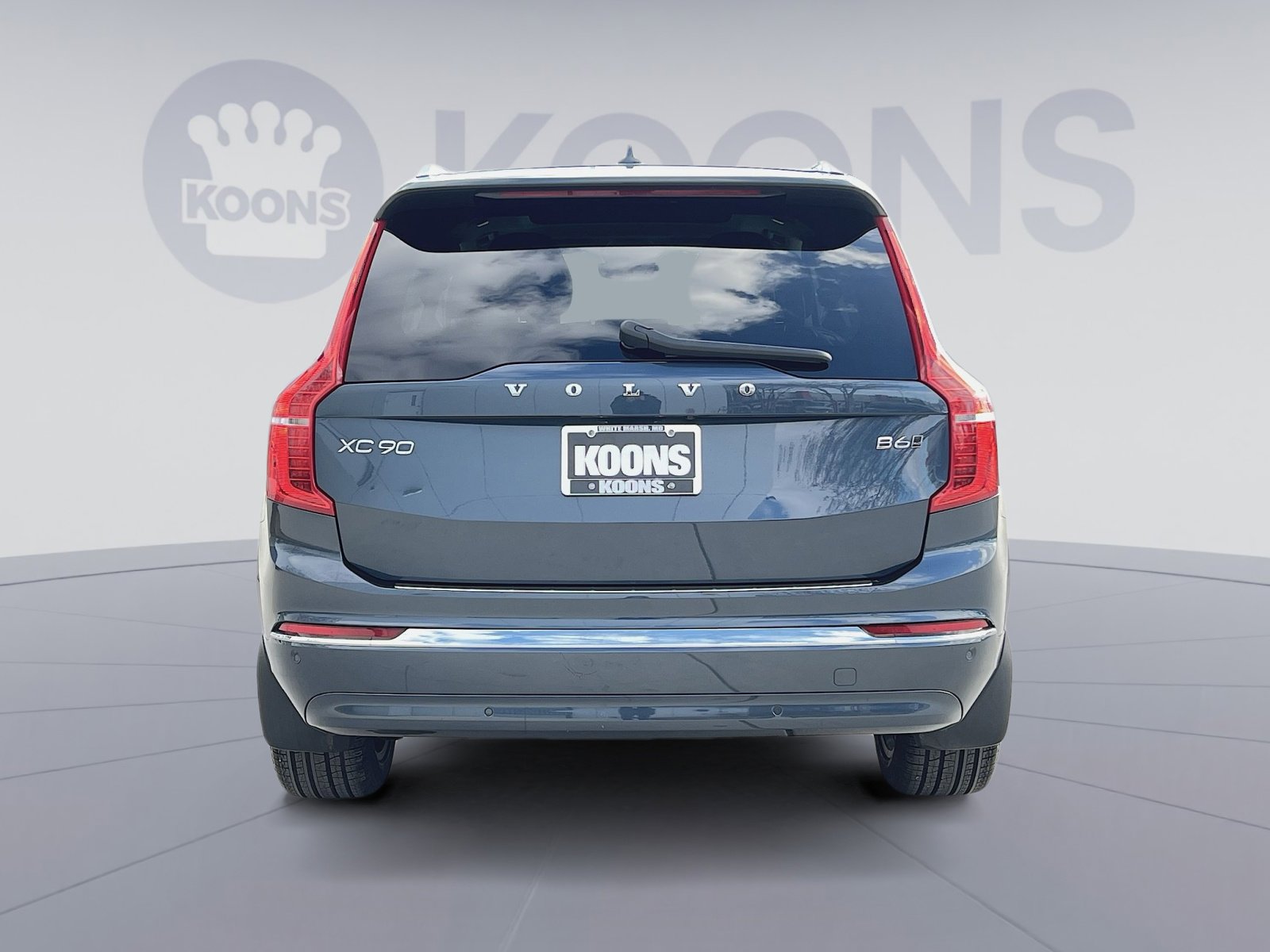 Used 2023 Volvo XC90 B6 Plus w/ Protection Package Premier image 5