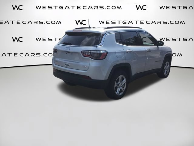 Used 2024 Jeep Compass Latitude AWD/4WD image 10