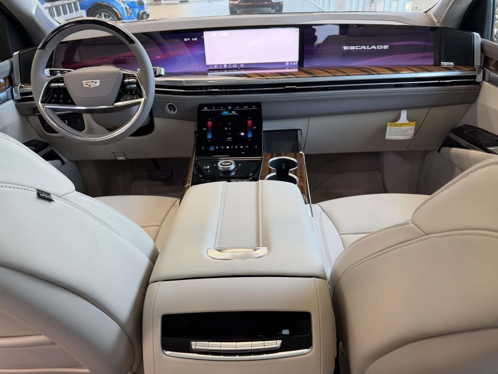 New 2026 Cadillac Escalade Platinum Luxury AWD/4WD image 18