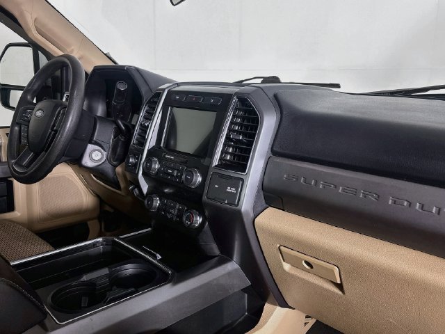 Used 2020 Ford F250 XLT w/ XLT Premium Package RWD image 24