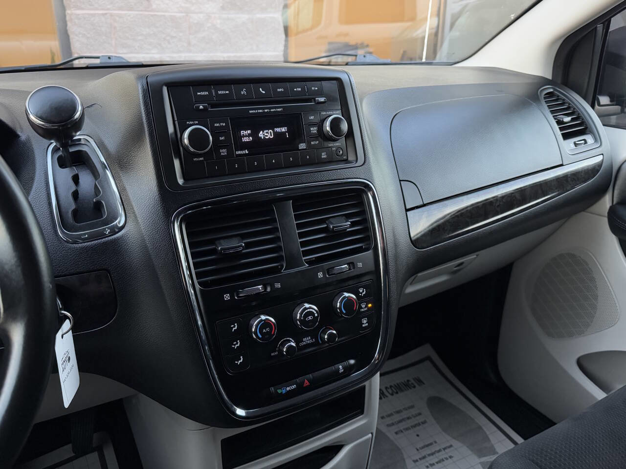 Used 2016 Dodge Grand Caravan SE w/ Quick Order Package 29E SE FWD image 18