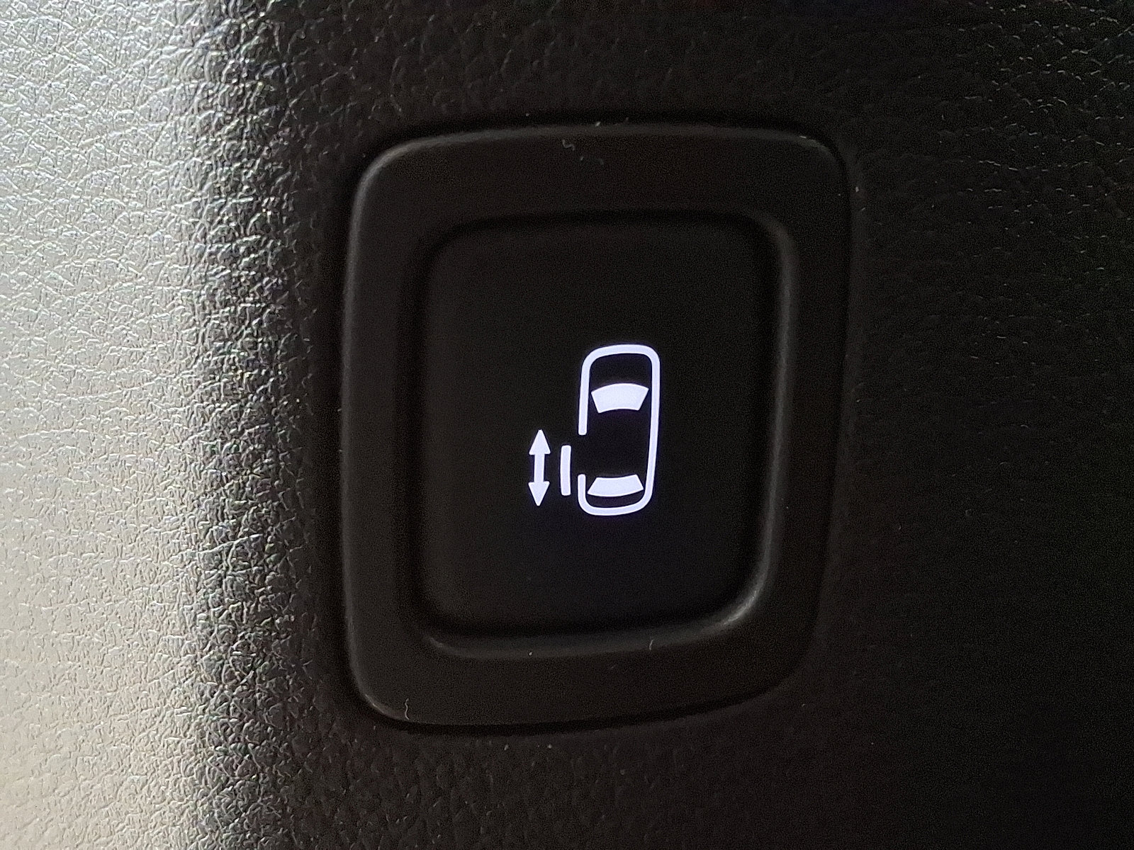 Used 2024 Kia Carnival SX image 15