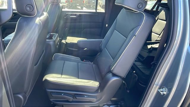 New 2026 Chevrolet Suburban Premier w/ Sun And Tow Package image 15
