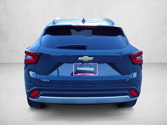 New 2026 Chevrolet Trax LT FWD image 3