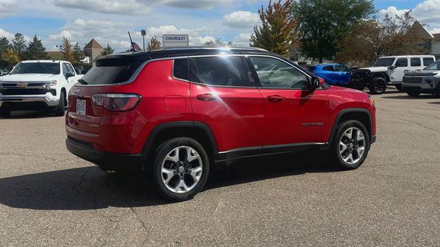 Used 2018 Jeep Compass Limited w/ Navigation Group AWD/4WD image 8