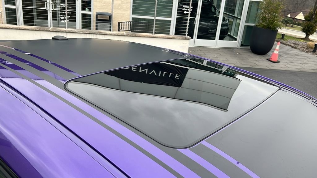 Used 2018 Dodge Challenger R/T image 17