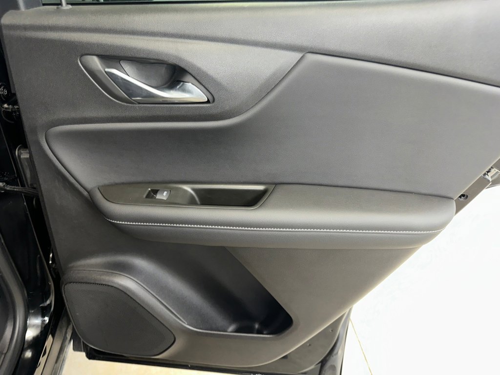 Certified 2024 Chevrolet Blazer LT w/ Convenience Package image 29