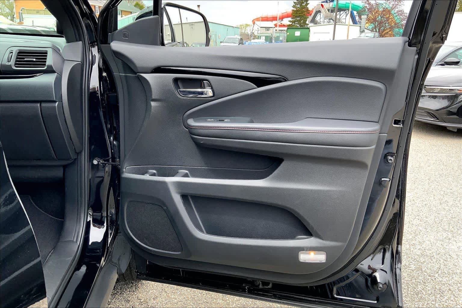 Certified 2023 Honda Ridgeline Black Edition image 24