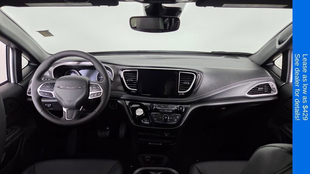 New 2027 Chrysler Pacifica Select AWD/4WD image 33