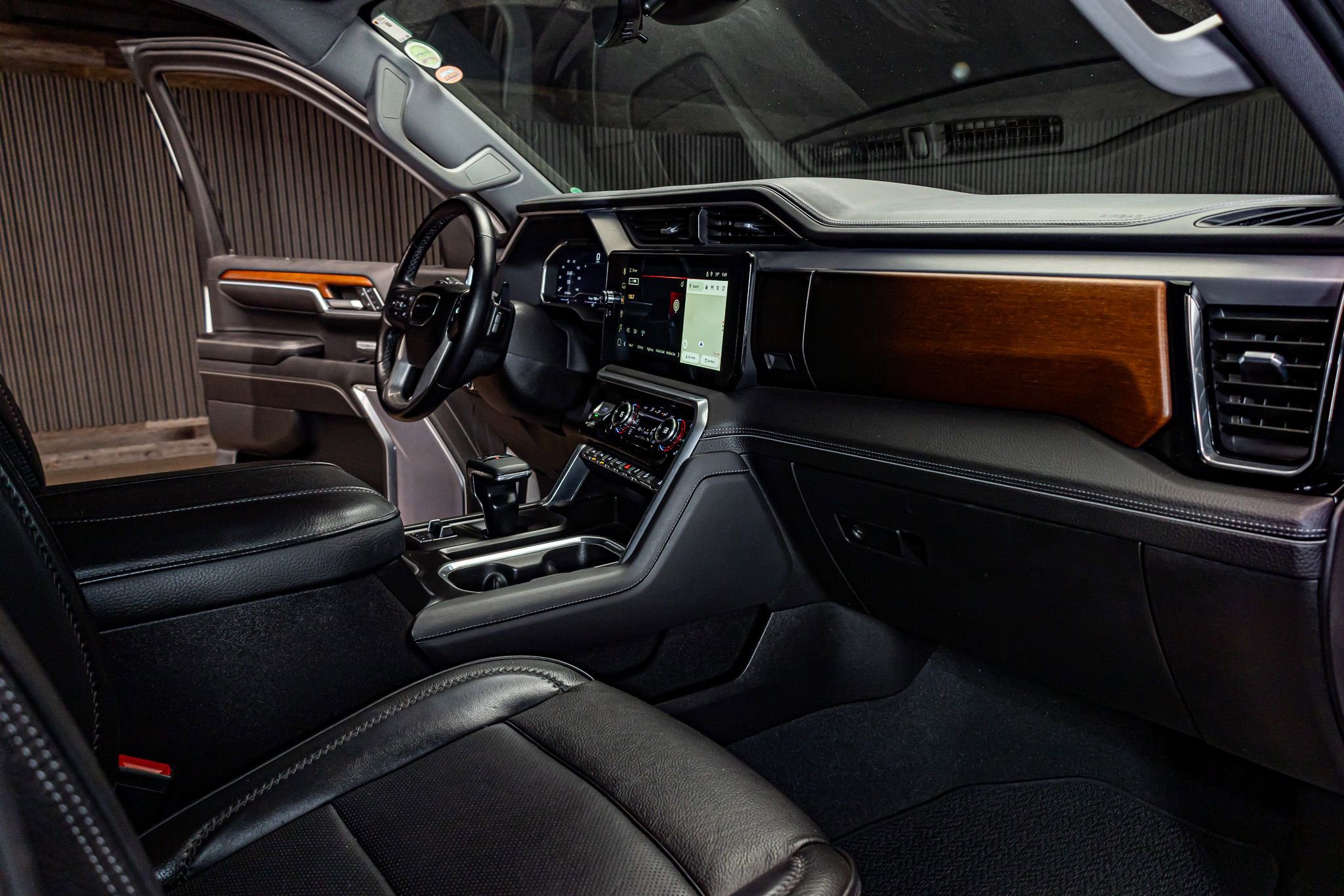 Used 2023 GMC Sierra 1500 Denali w/ Denali Reserve Package image 20