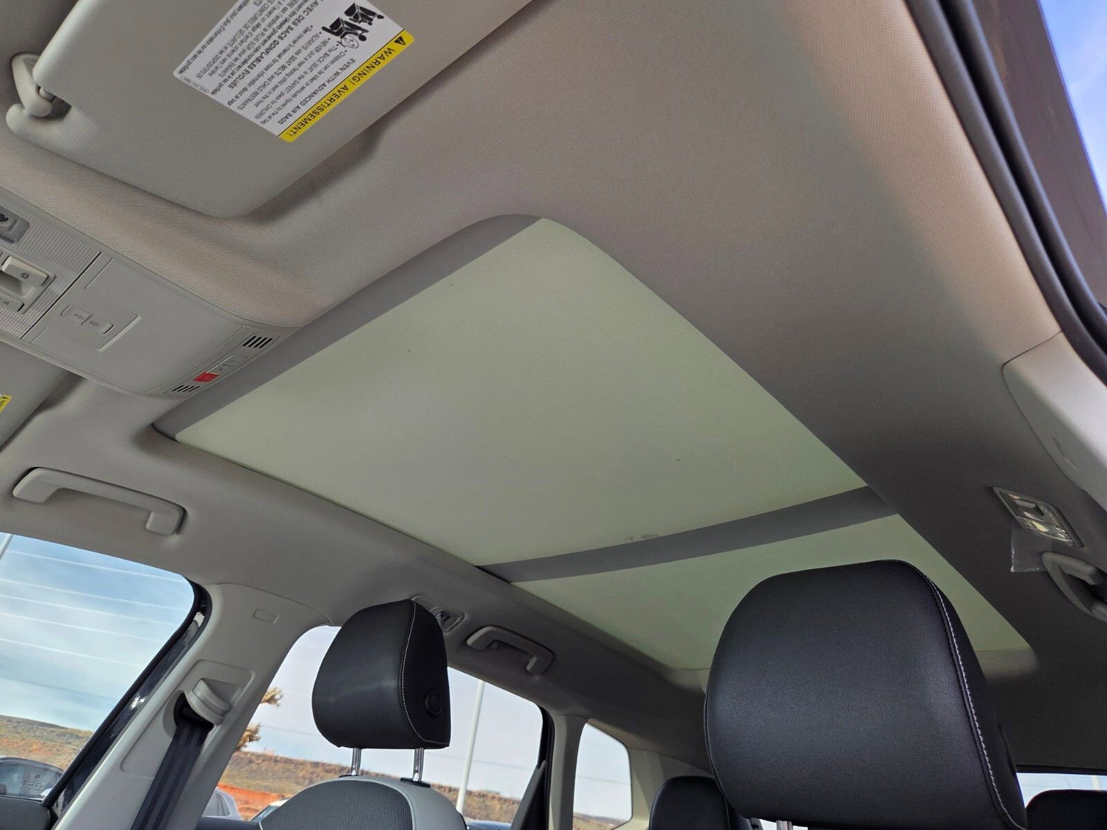 New 2025 Volkswagen Taos SE image 7