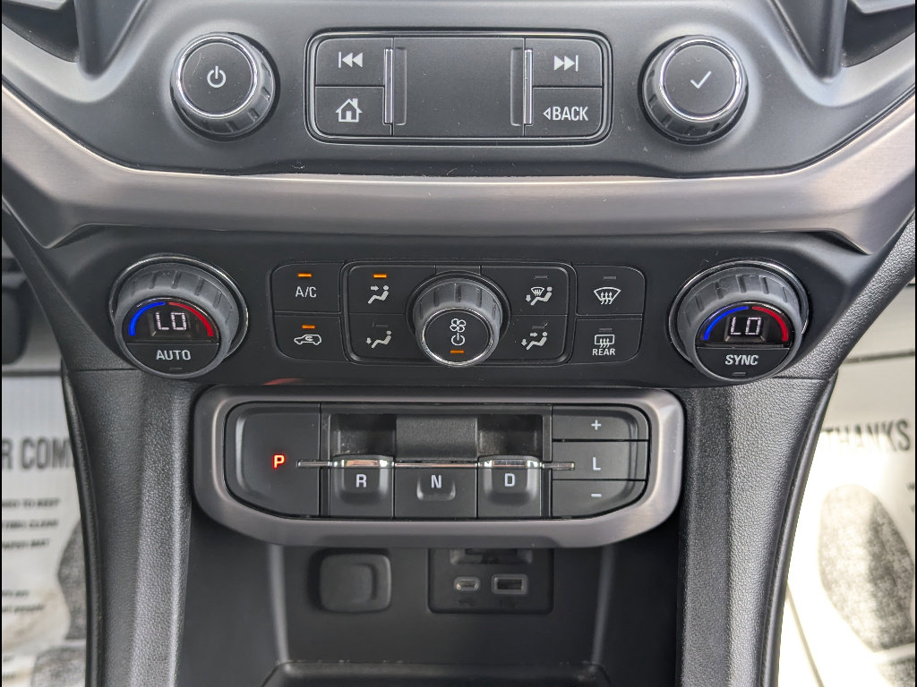 Used 2021 GMC Acadia AT4 w/ Preferred Package image 35