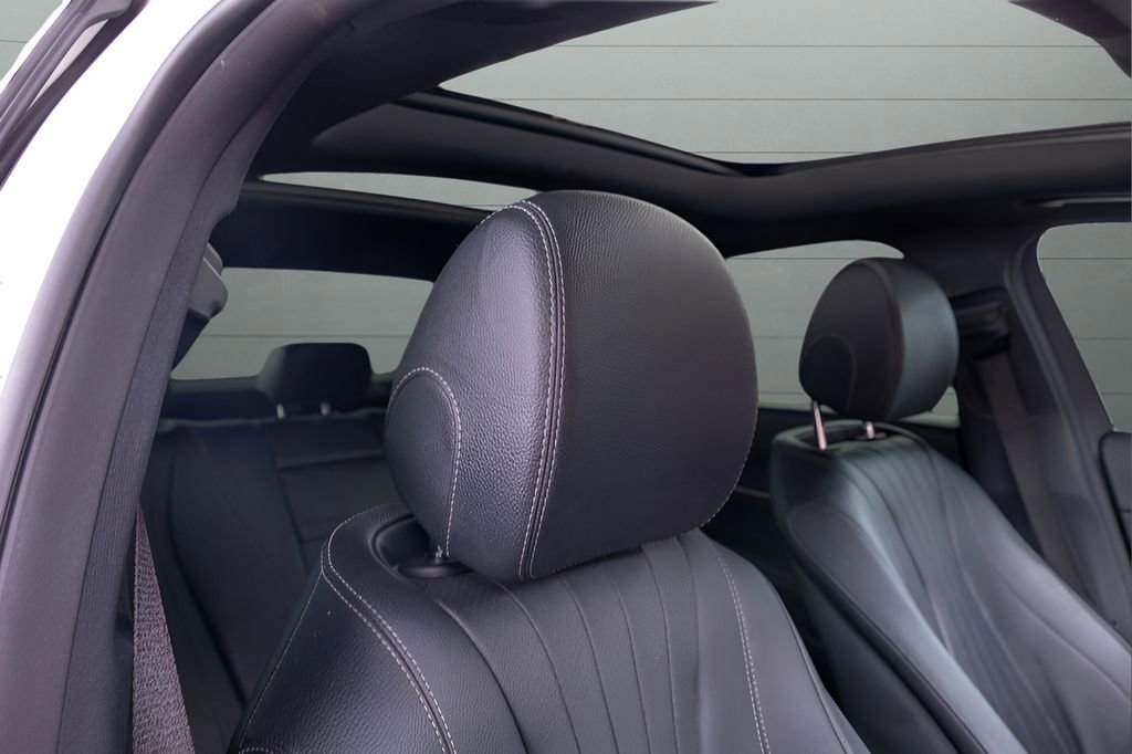 Used 2020 Mercedes-Benz E 350 Sedan image 86