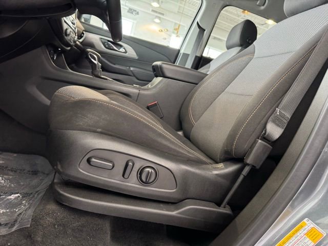 Certified 2021 Chevrolet Traverse LT image 10