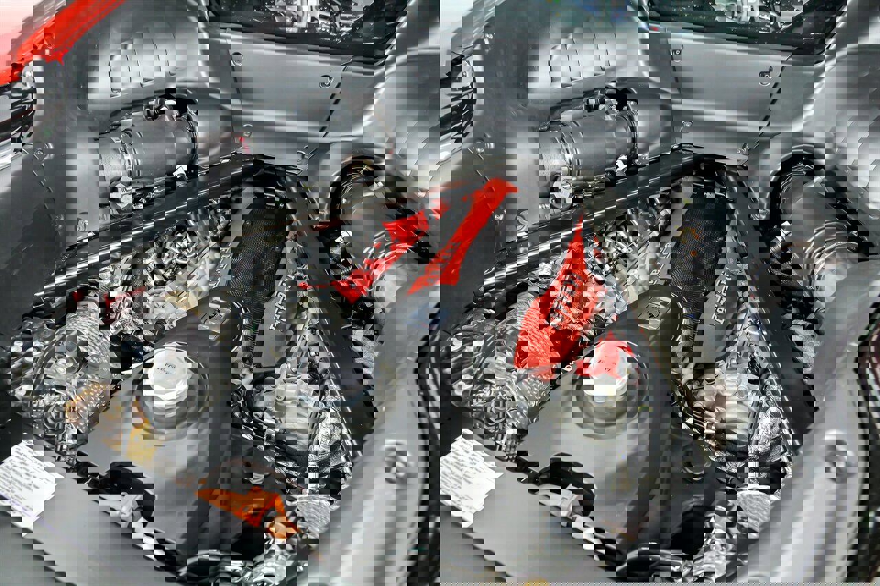 Used 2023 Ferrari SF90 Stradale AWD/4WD image 17