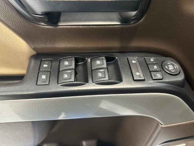 Used 2018 Chevrolet Silverado 1500 LTZ Z71 w/ LTZ Plus Package AWD/4WD image 24