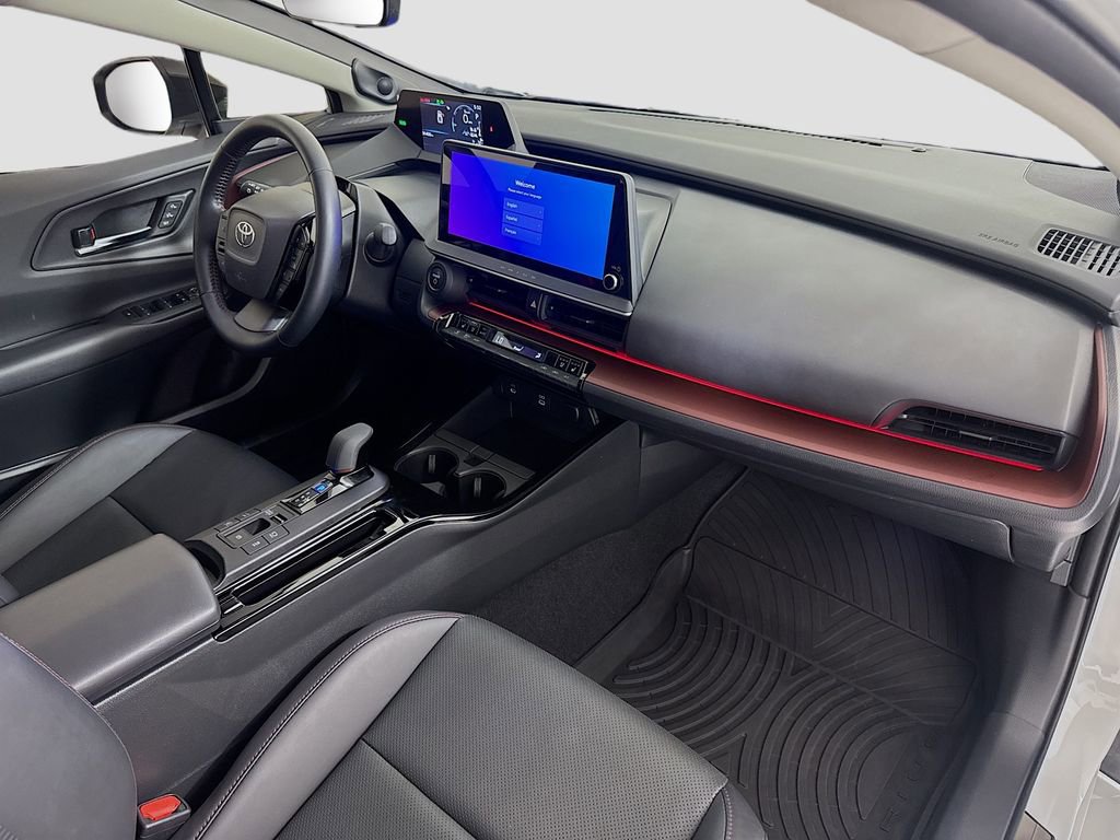 Used 2024 Toyota Prius Prime Premium FWD image 30