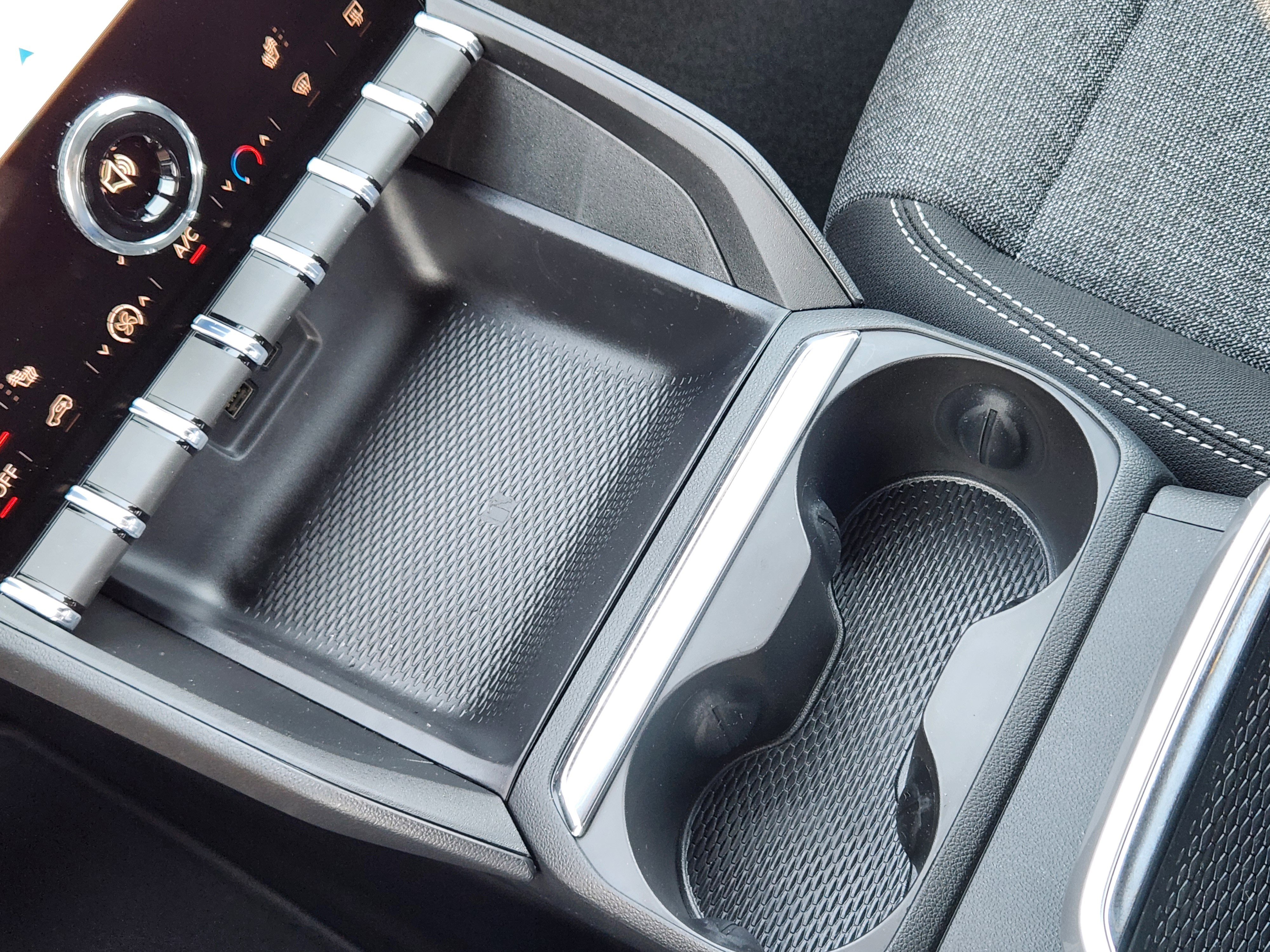 New 2026 GMC Terrain Elevation w/ Technology Package II image 16