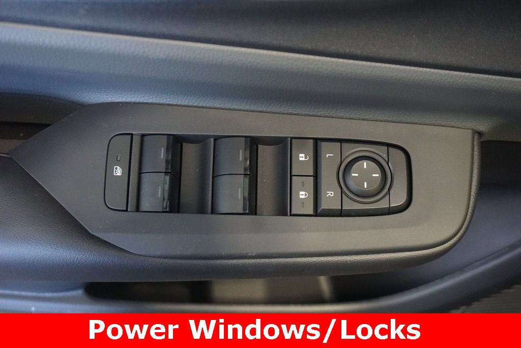 New 2026 Toyota Prius LE image 6